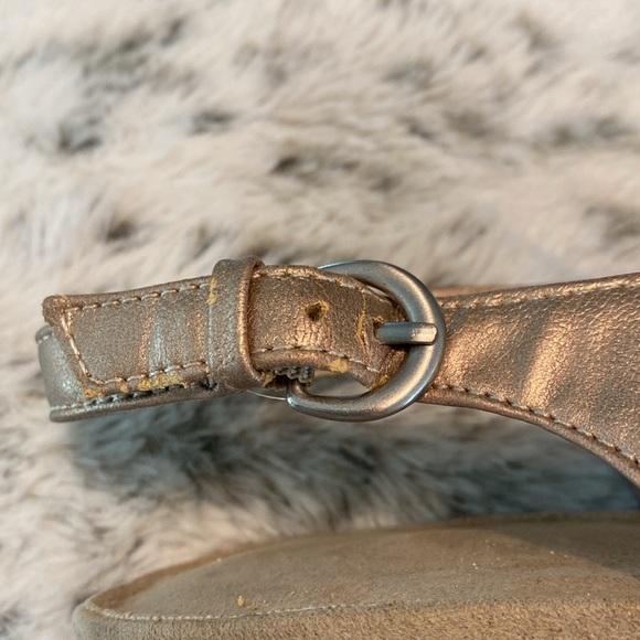 Aerosoles Gold Platinum Wedges Shoe - Picture 7 of 8